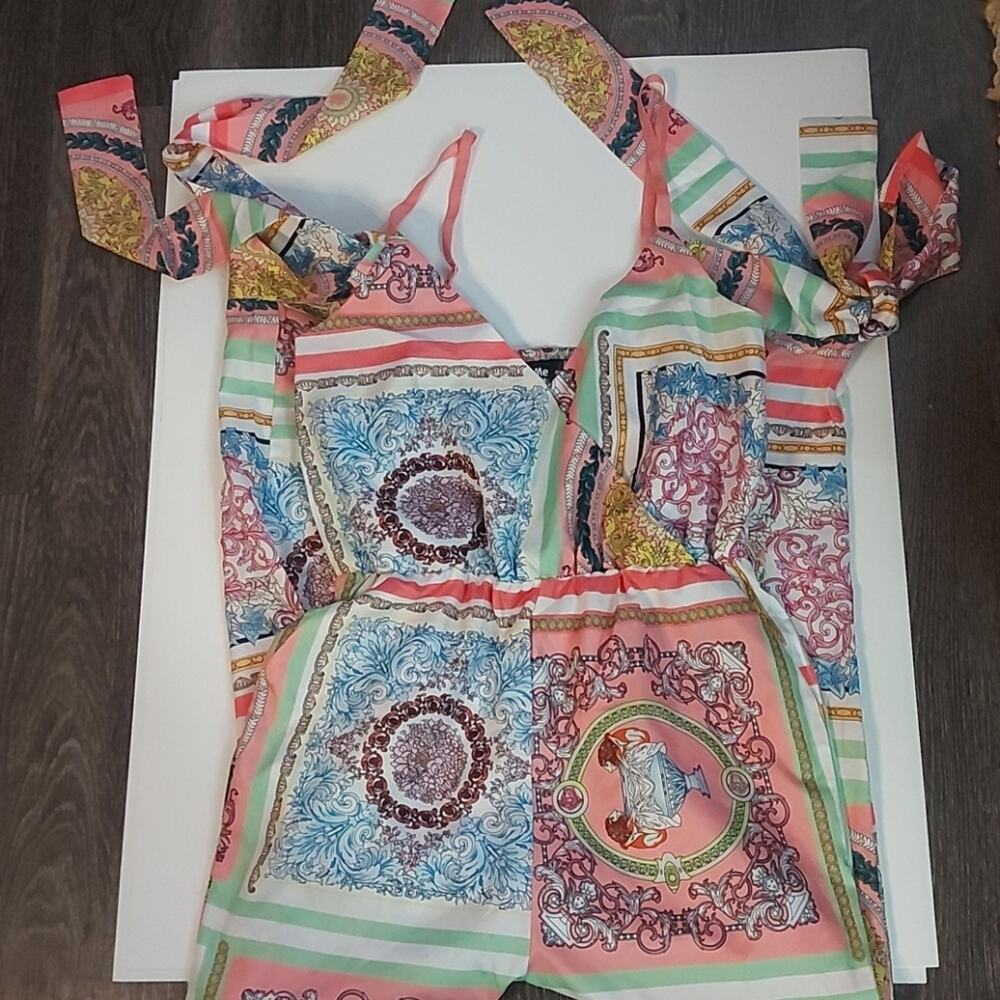 ChicMe Print Jumpsuit w/ Ankle Tie S Boho Rainbow Core Pastel Playful Prints 
.